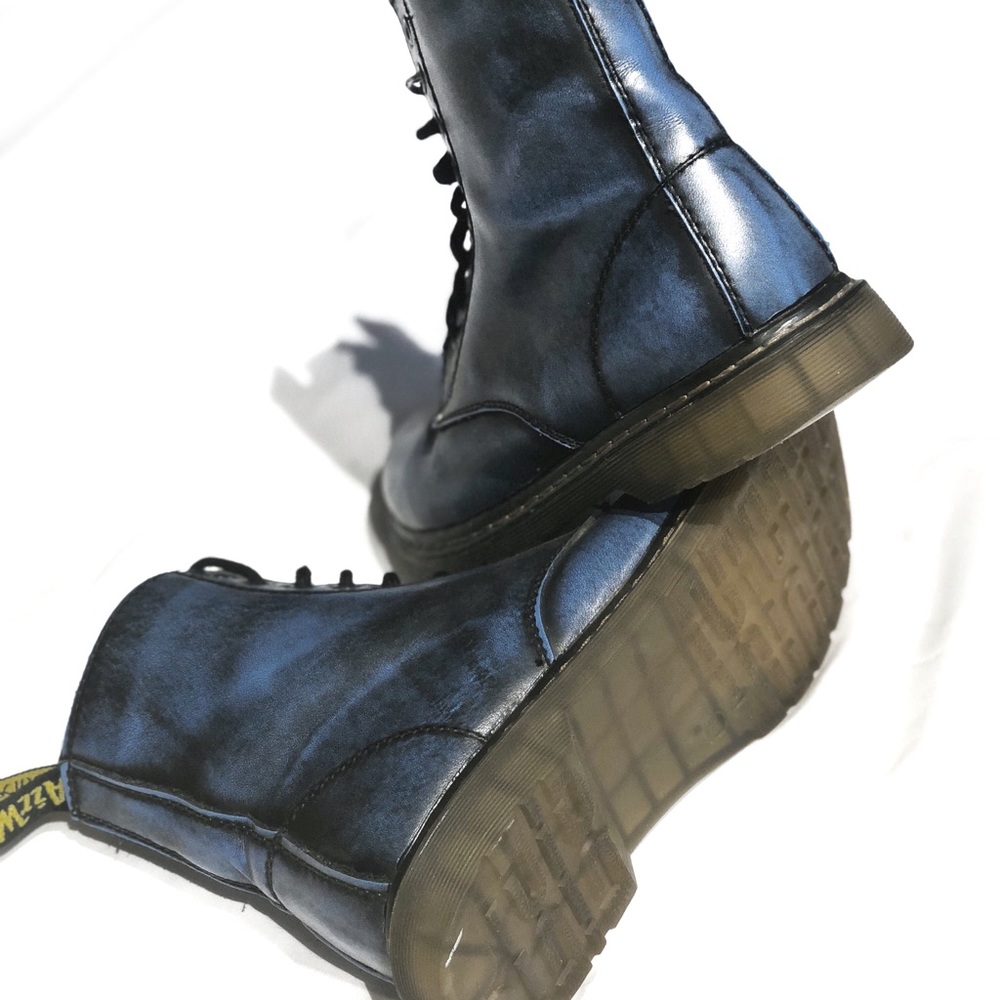 Dr. Martens Boots NWOT